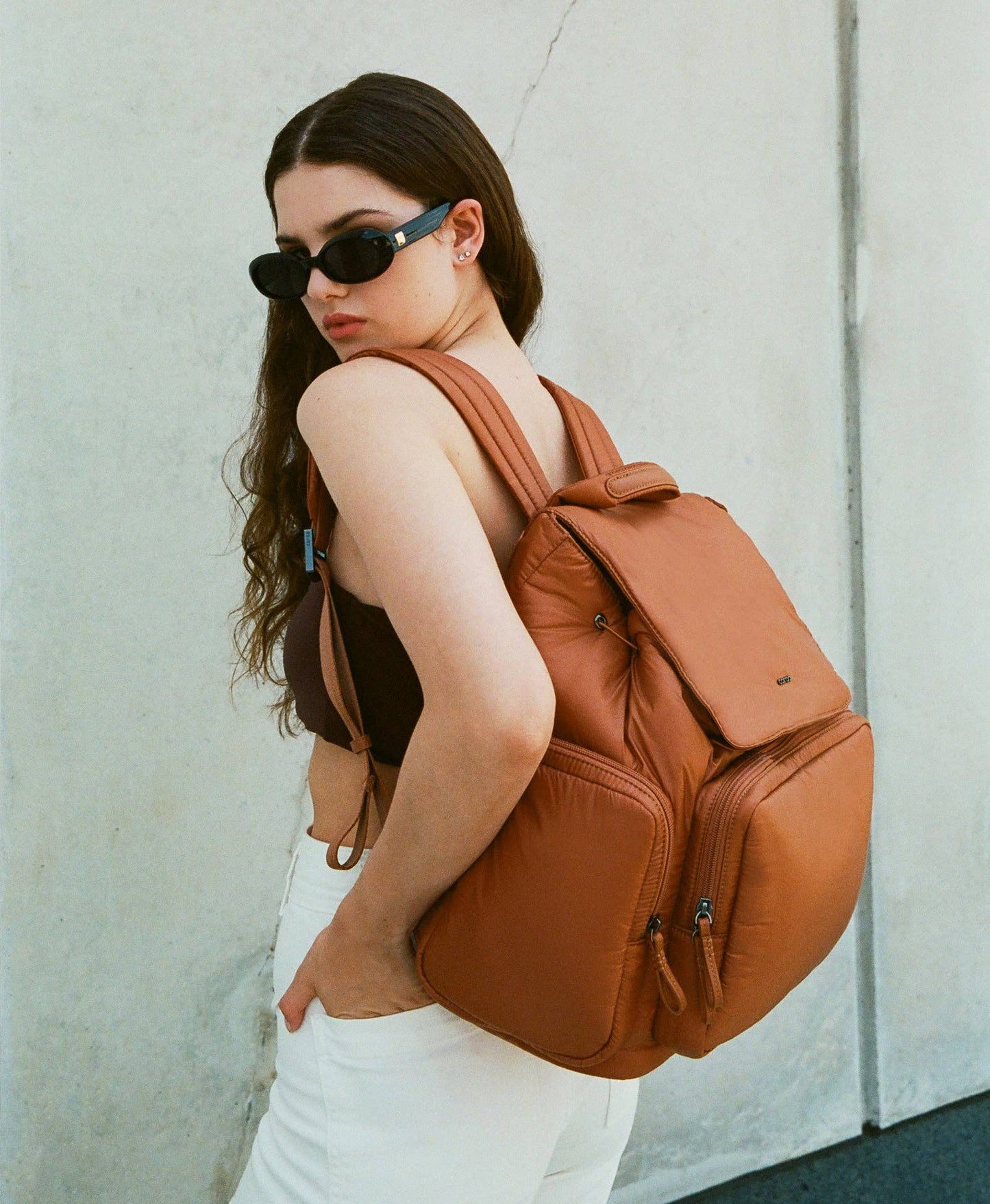 Cirrus Medium Nylon in Clay