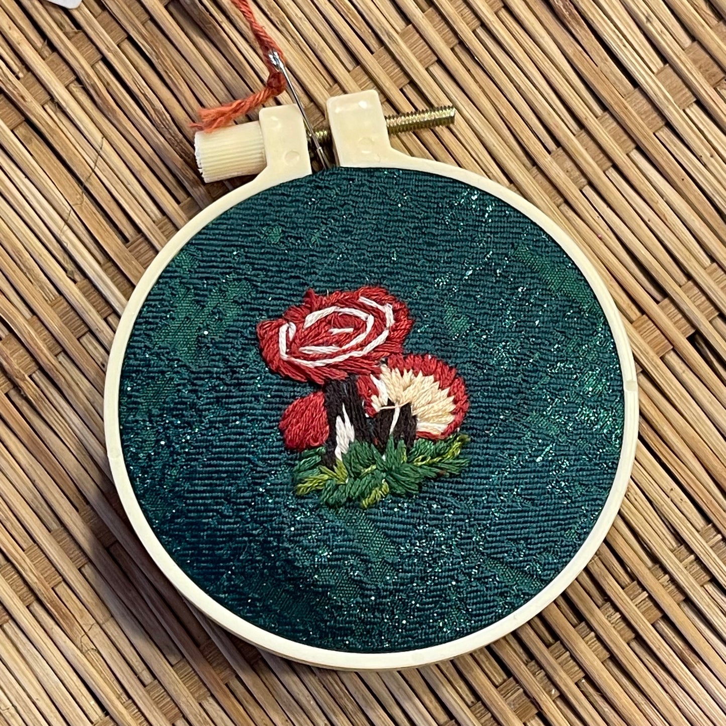 Mini Embroidery Hoops: Nature