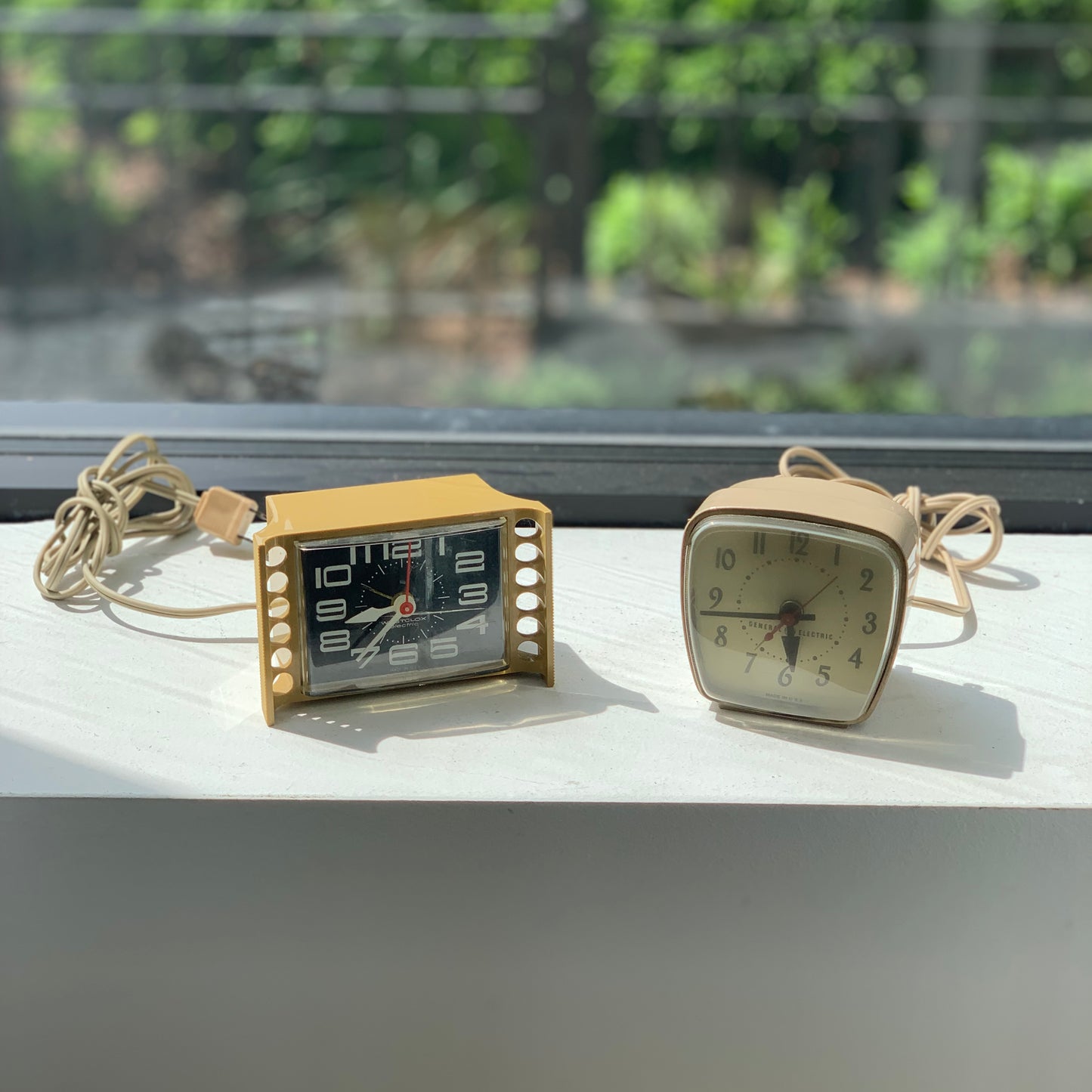 Vintage Working Alarm Clocks