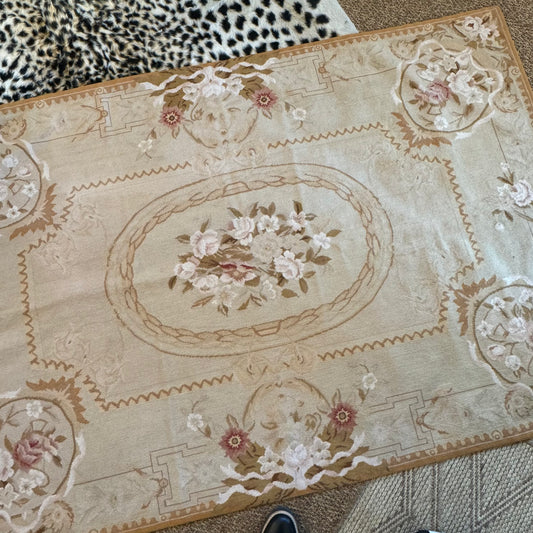 Loren Needlepoint Rug