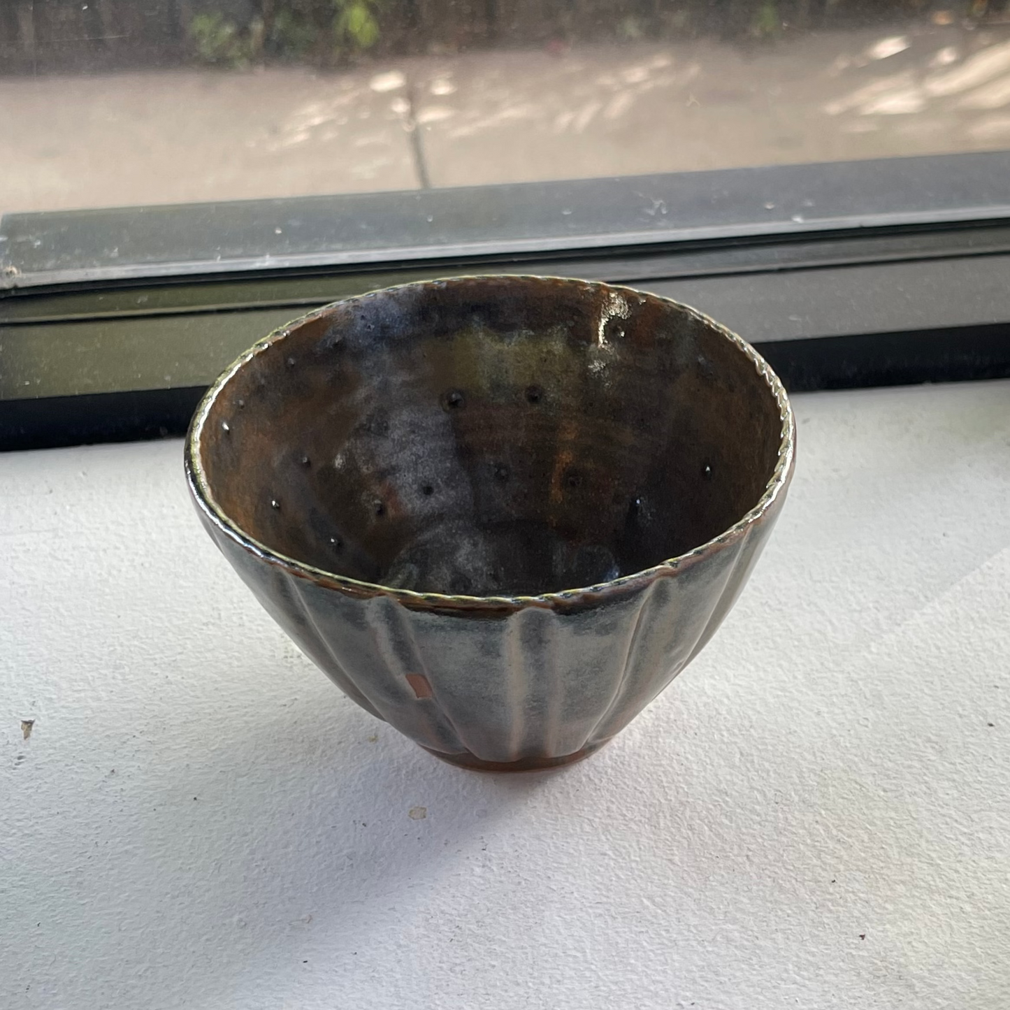 Effortly Metallic Bowl