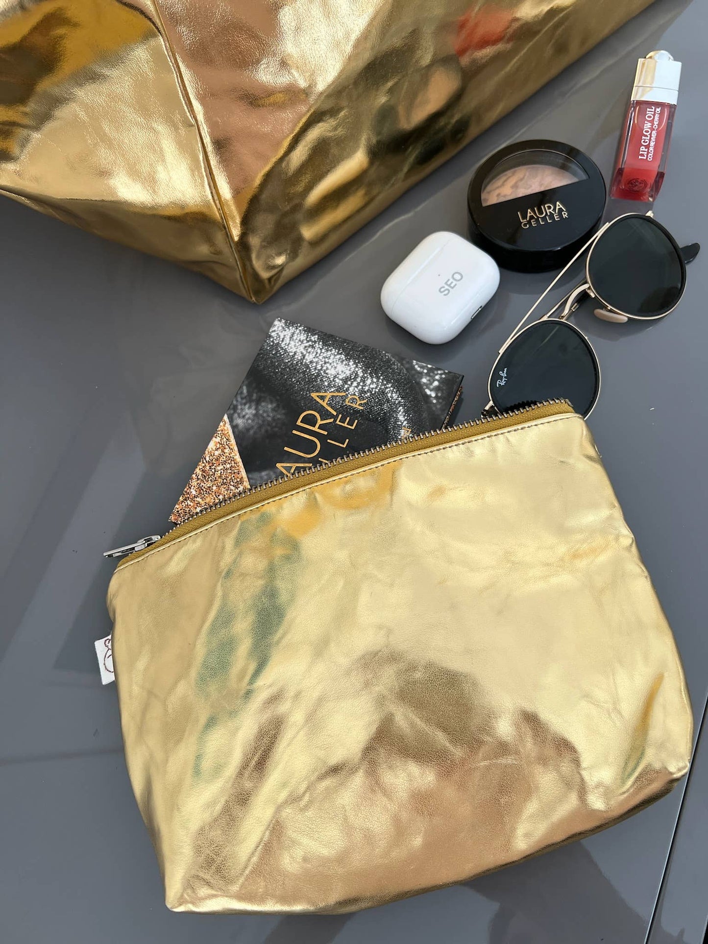 Gold Metallic Makeup