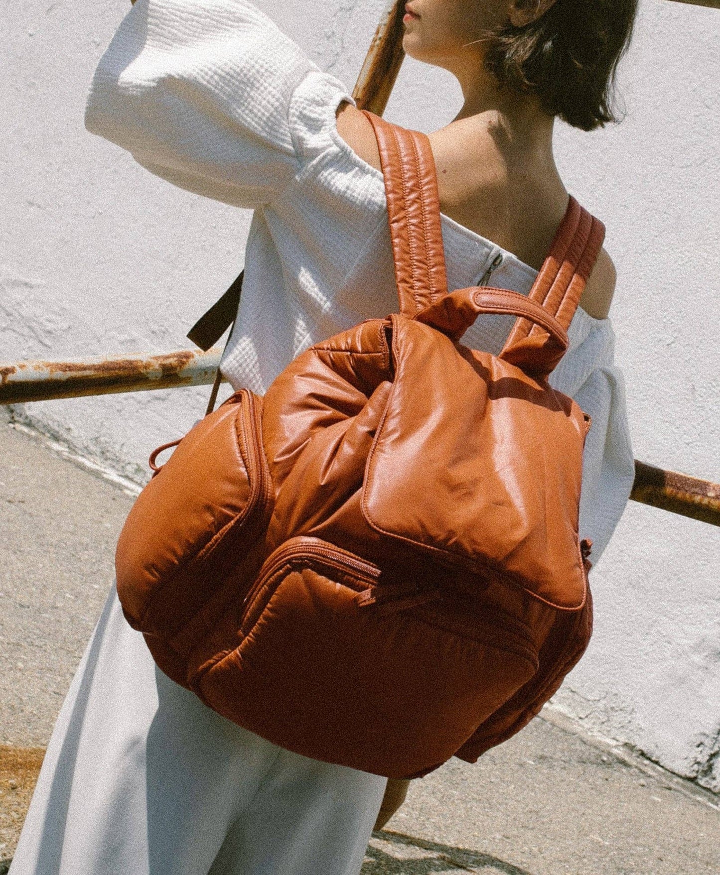 Cirrus Medium Nylon in Clay
