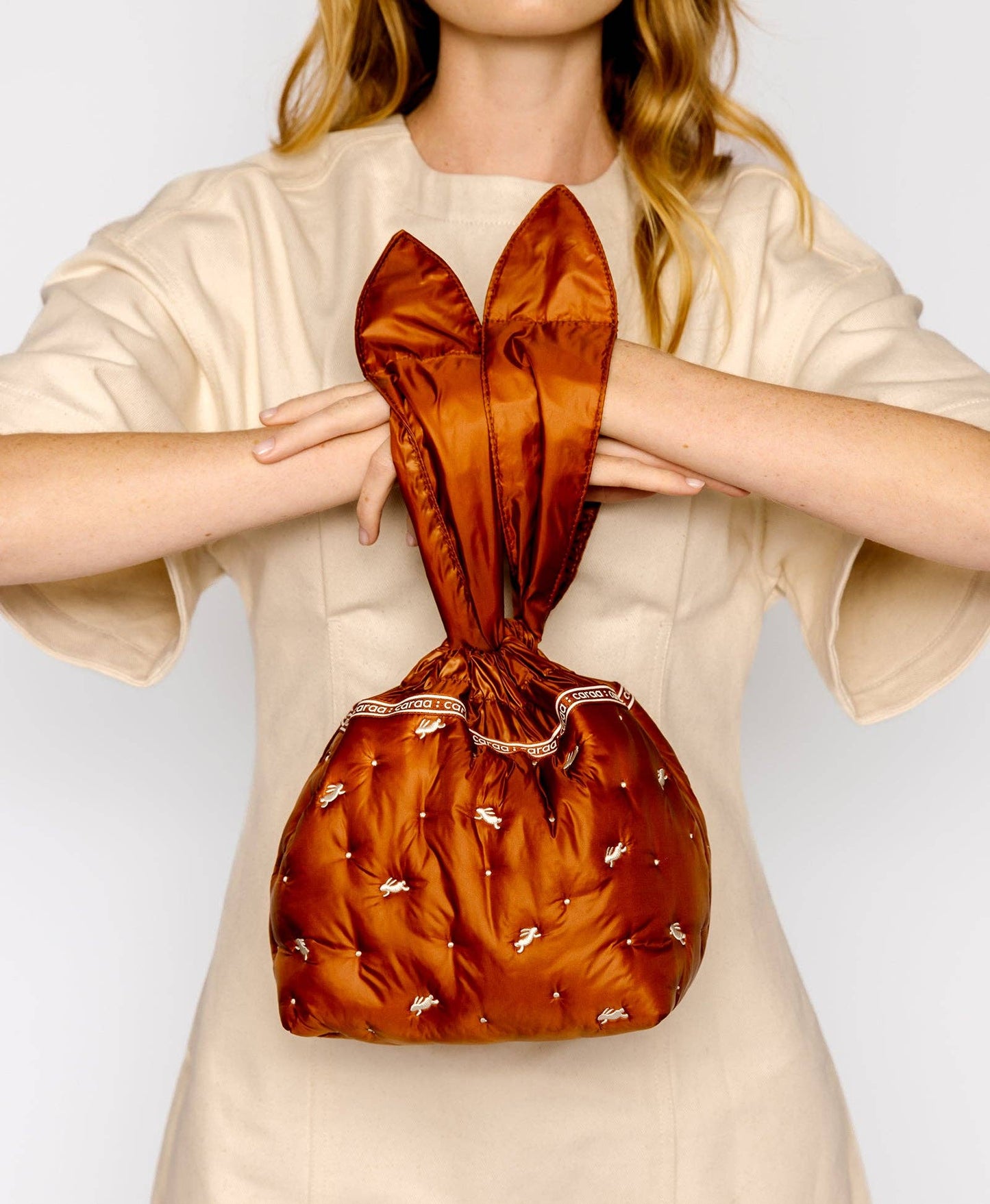 Lunch Pouch: In Clay / Bunny Embroidery