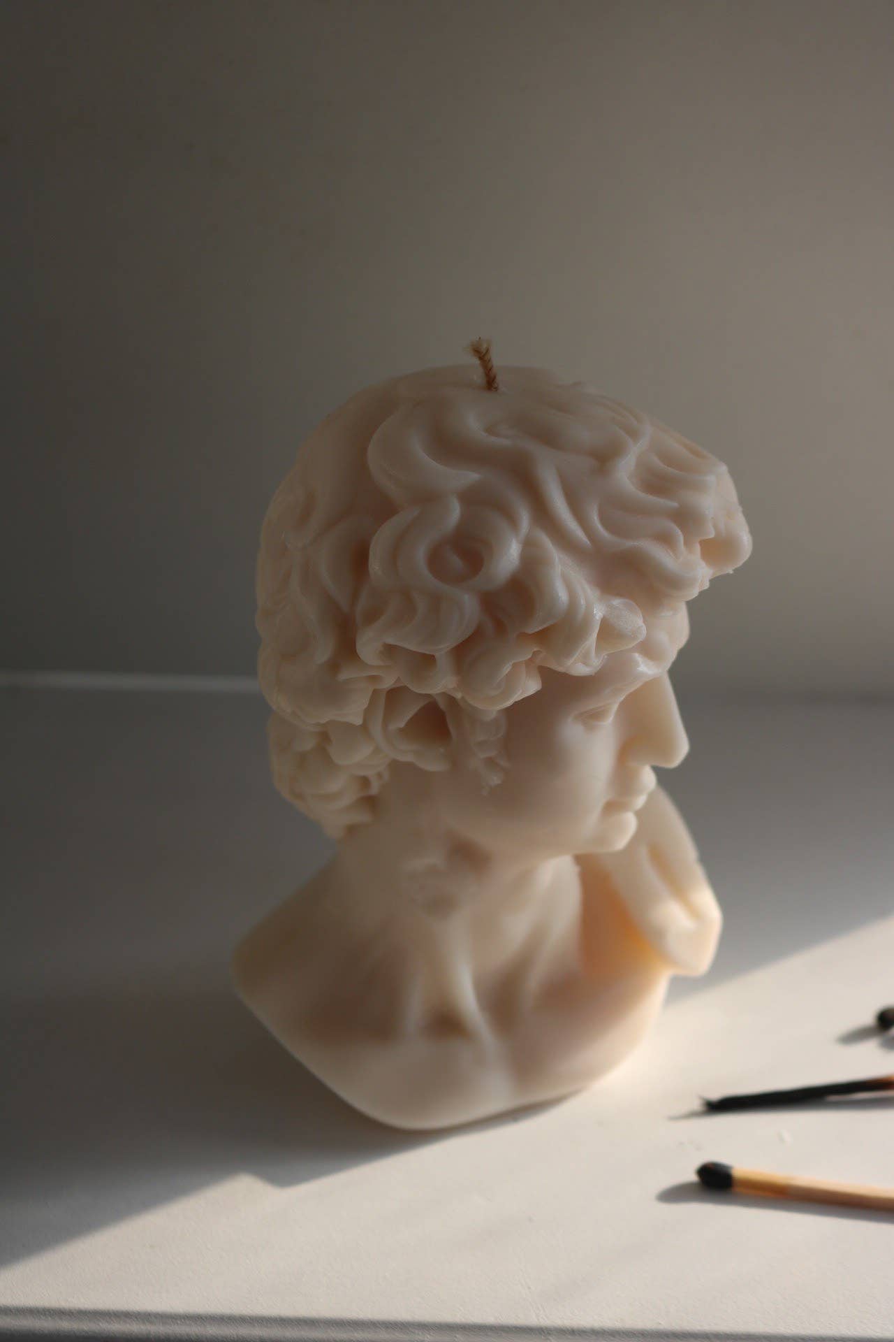 David Head candle: Natural/White