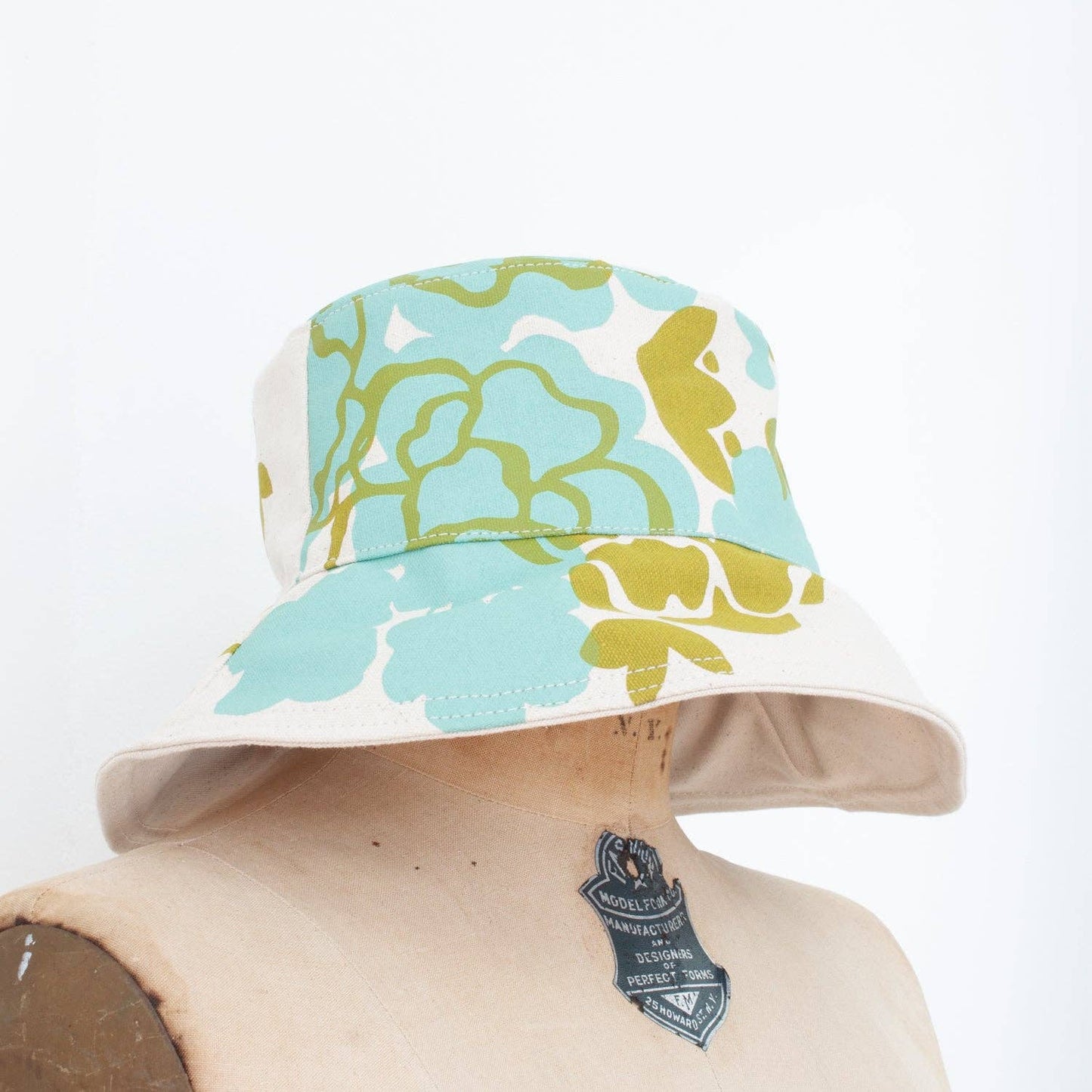 SEAWEED HAZEL BUCKET HAT
