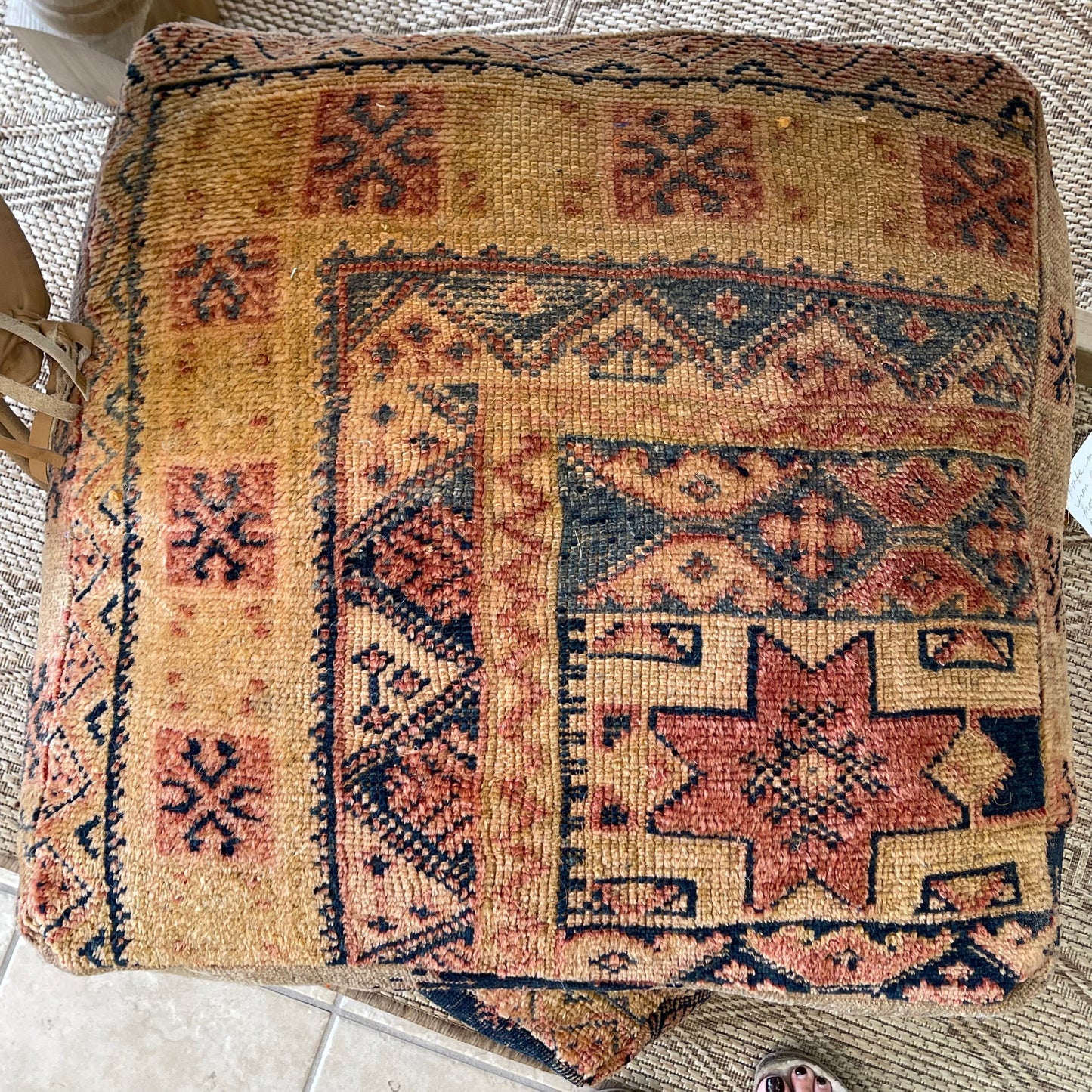 MAYTA pouf (unstuffed)