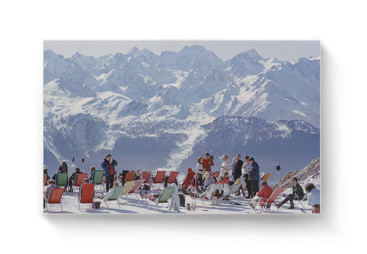 Canvas Wall Art - Ski Party