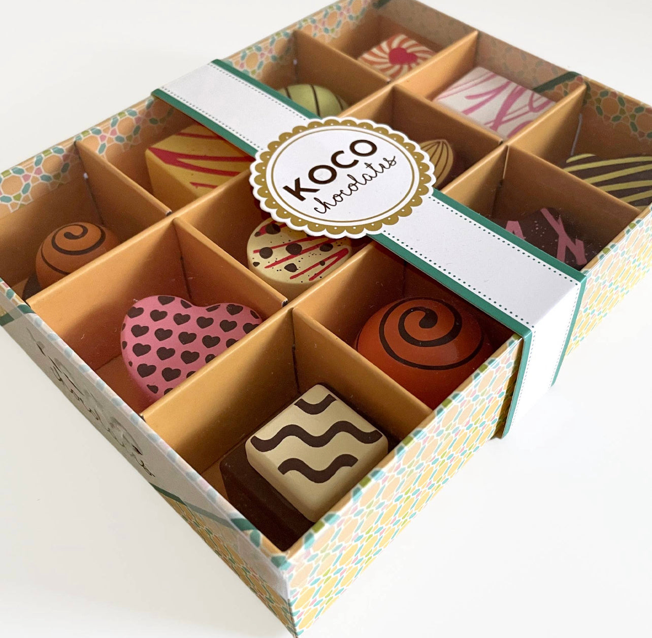 KOCO WOODEN CHOCOLATES SELECTION BOX
