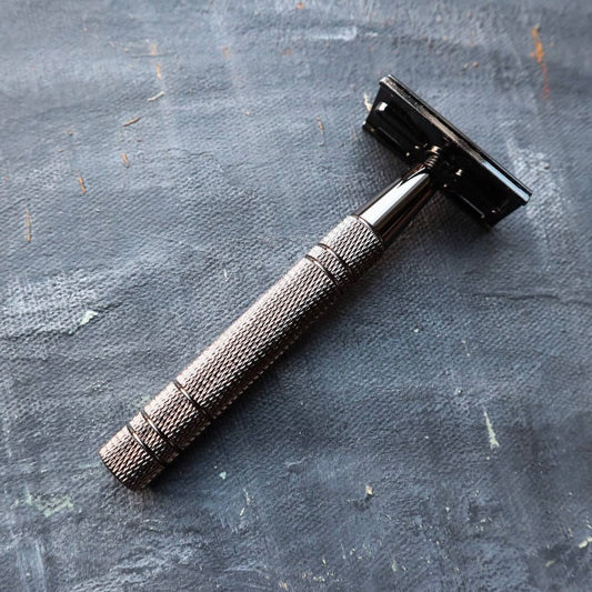 Double Edge Safety Razor (5 Free Blades)