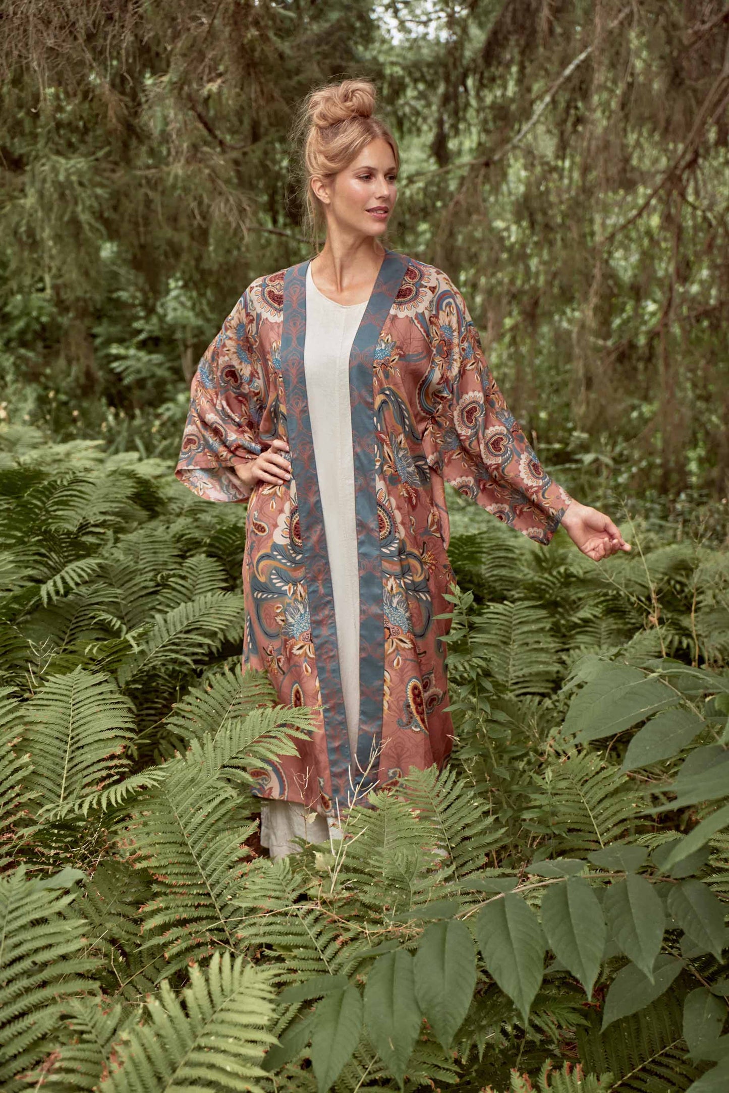 Mediterranean Paisley Kimono Gown - Coral
