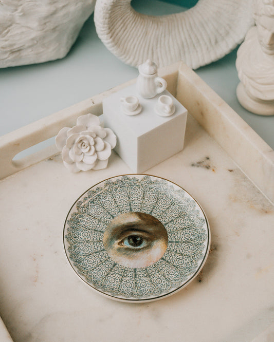 Secret Lover Female Round Ceramic Dish