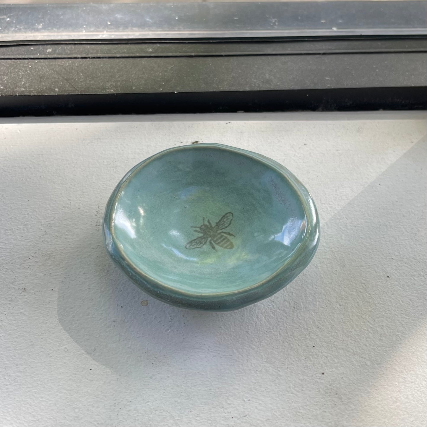 Pottery Sisters Bee Trinket Dish