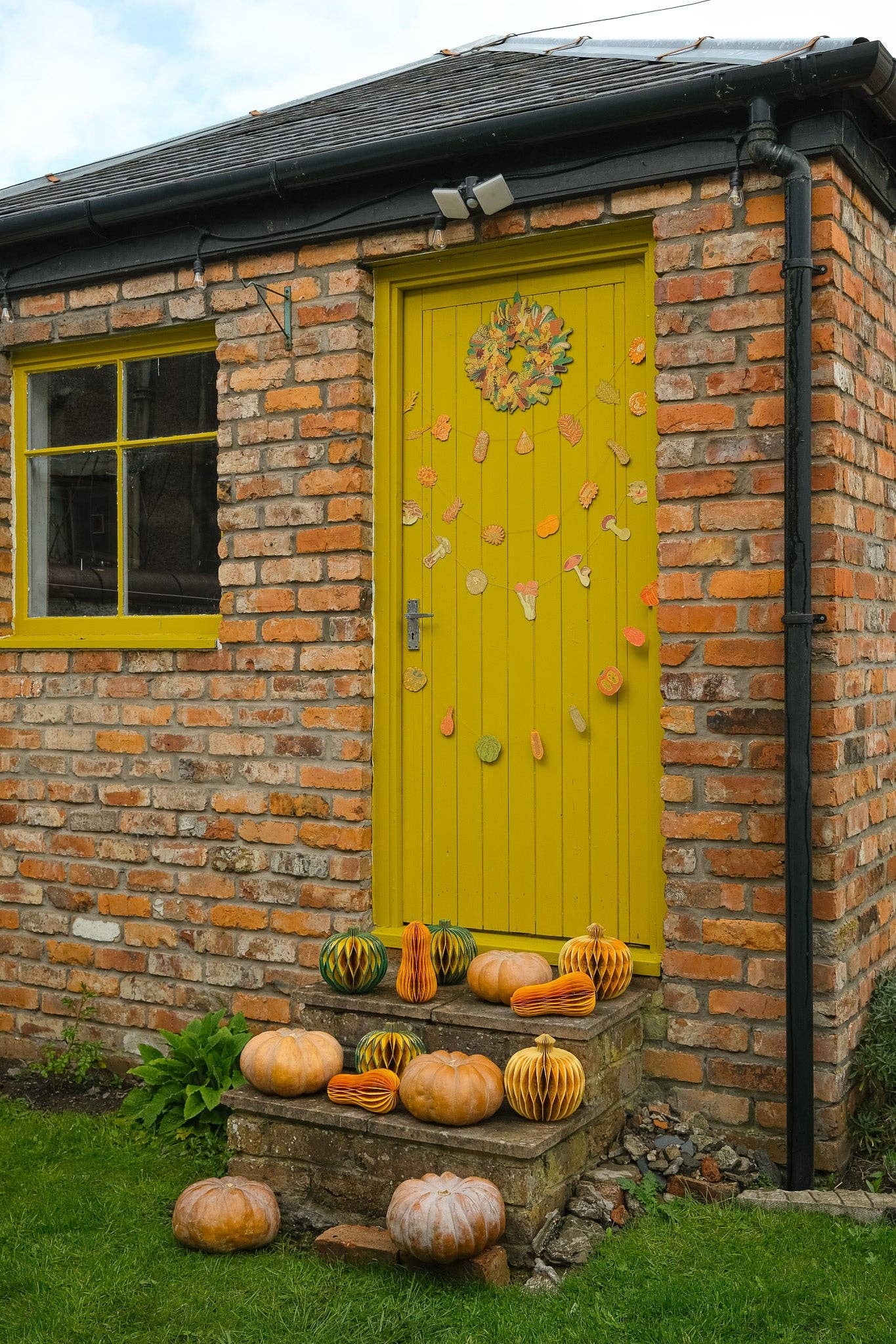SQUASHES SEWN GARLAND