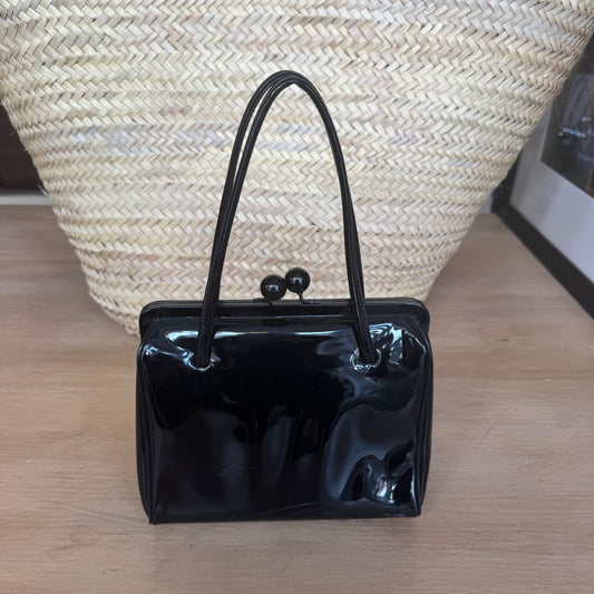 Ava Patent Clutch