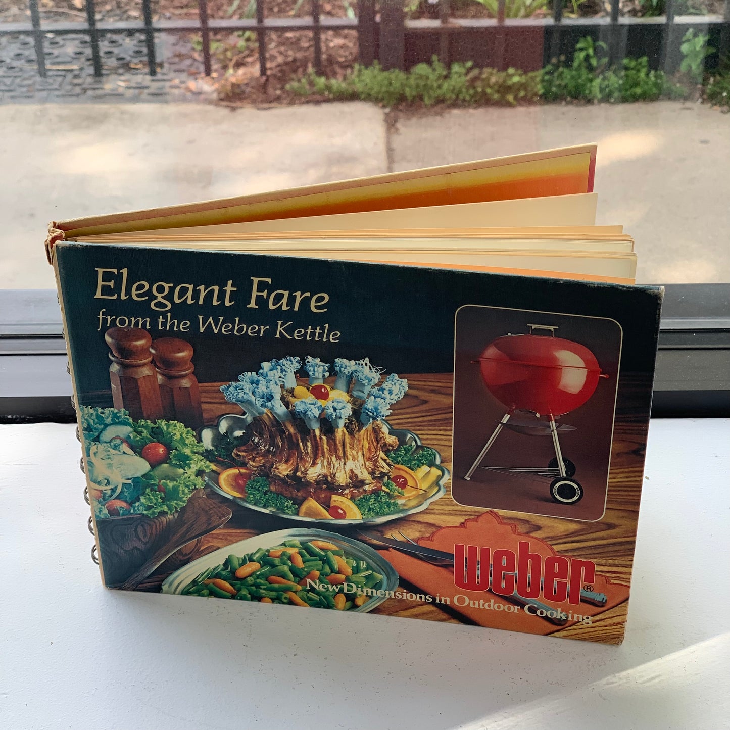 Elegant Fare from the Weber Kettle - Cookbook