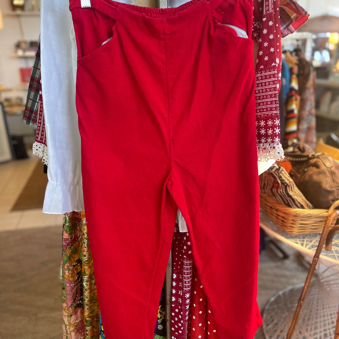 High-Waisted 80s Cropped Red Corduroys