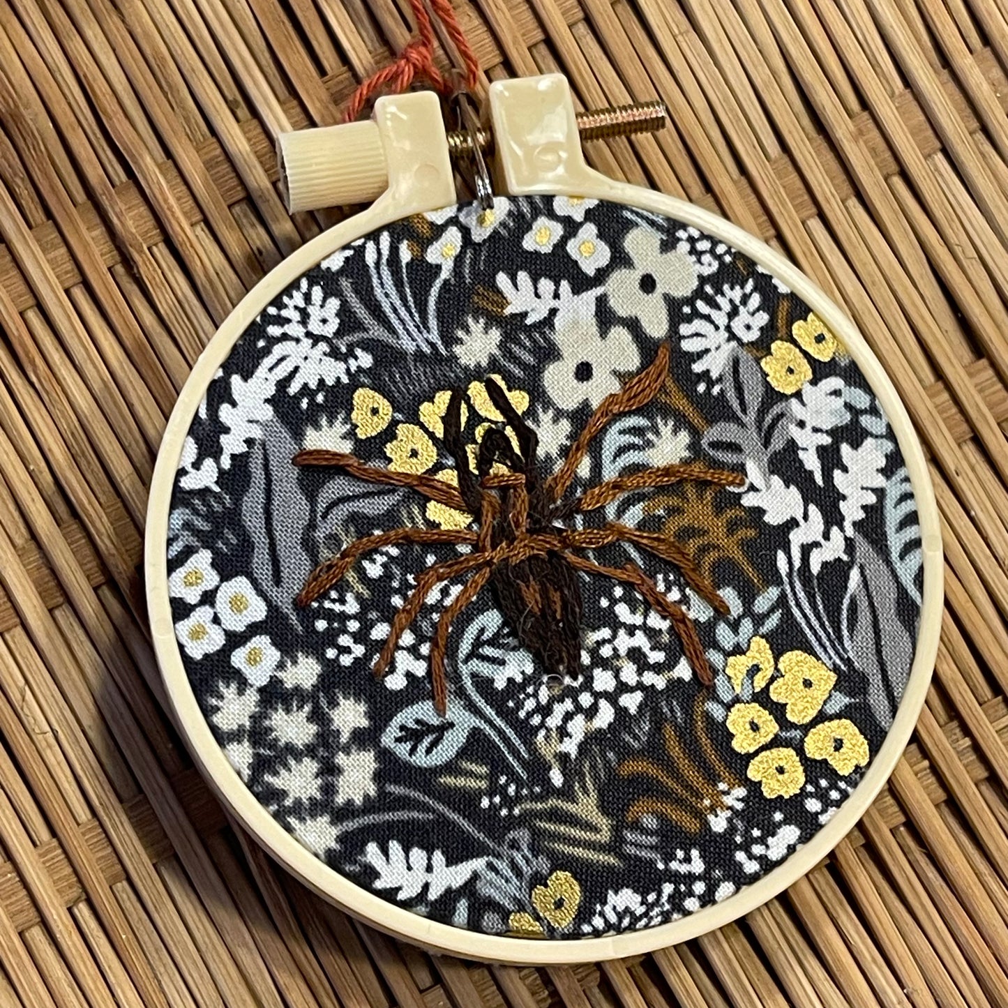Mini Embroidery Hoops: Nature