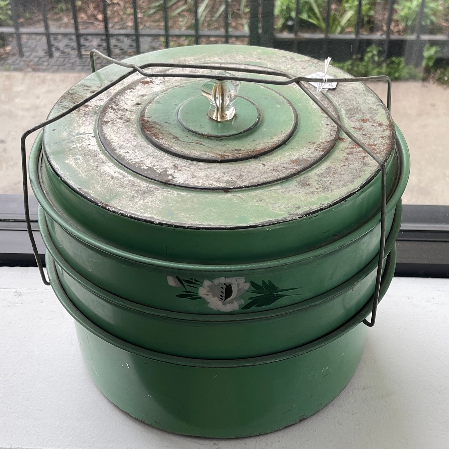 Green Vintage Triple Cake Carrier