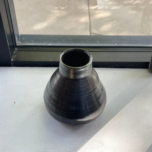 Effortly Metallic Vase