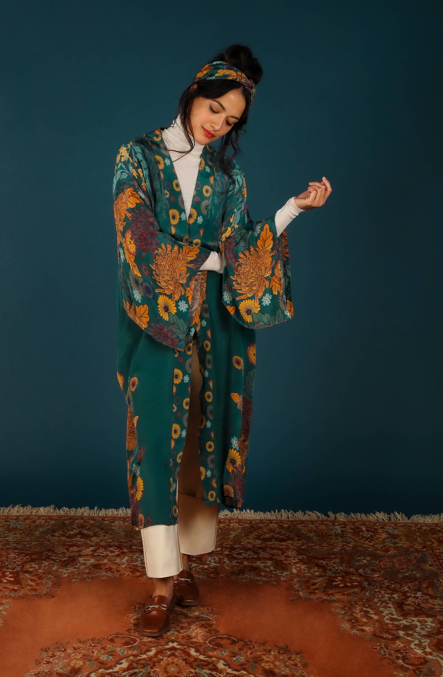 Luxe Trailing Wisteria Kimono Gown - Teal