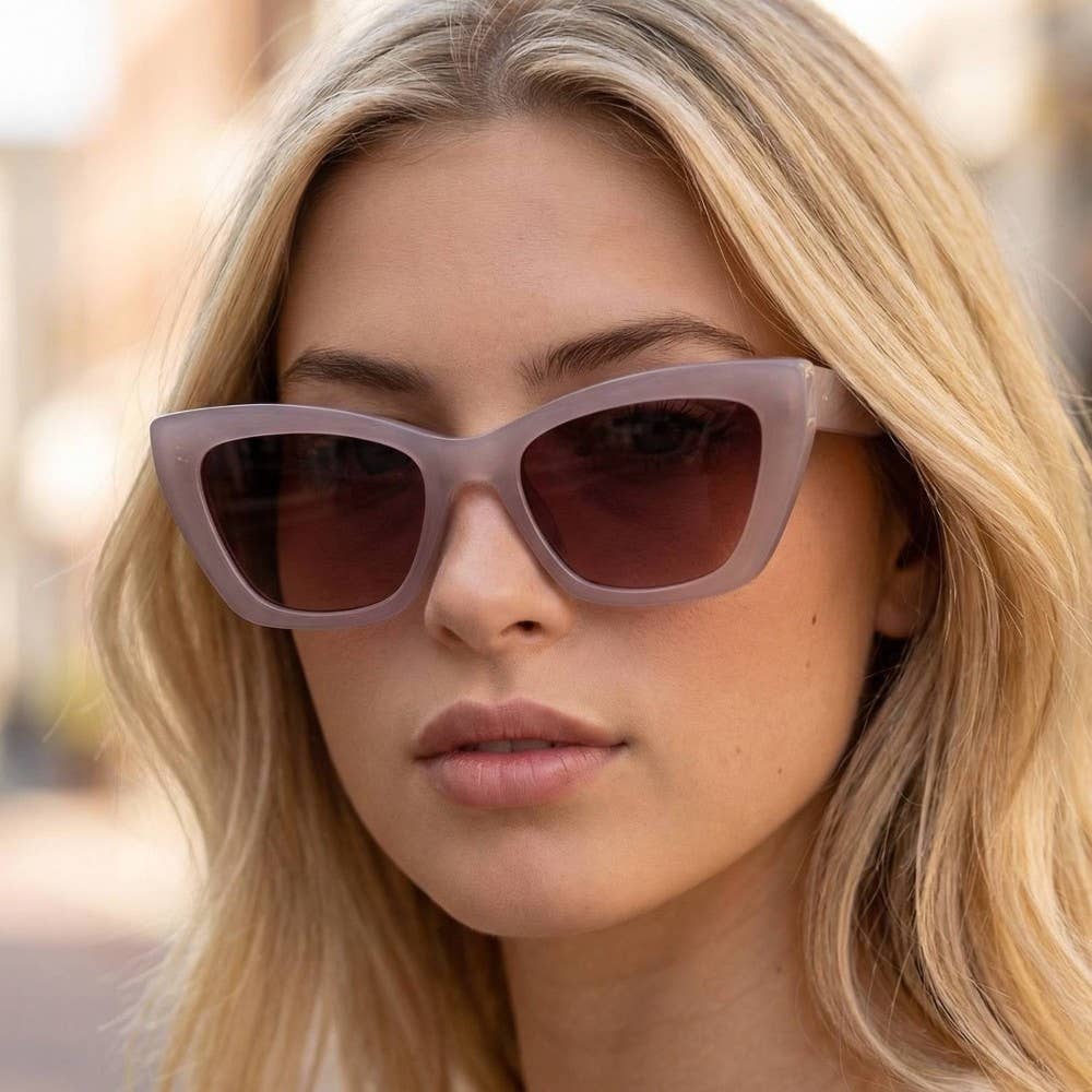 Thick Frame Cat Eye Sunglasses Set: ASSORTED