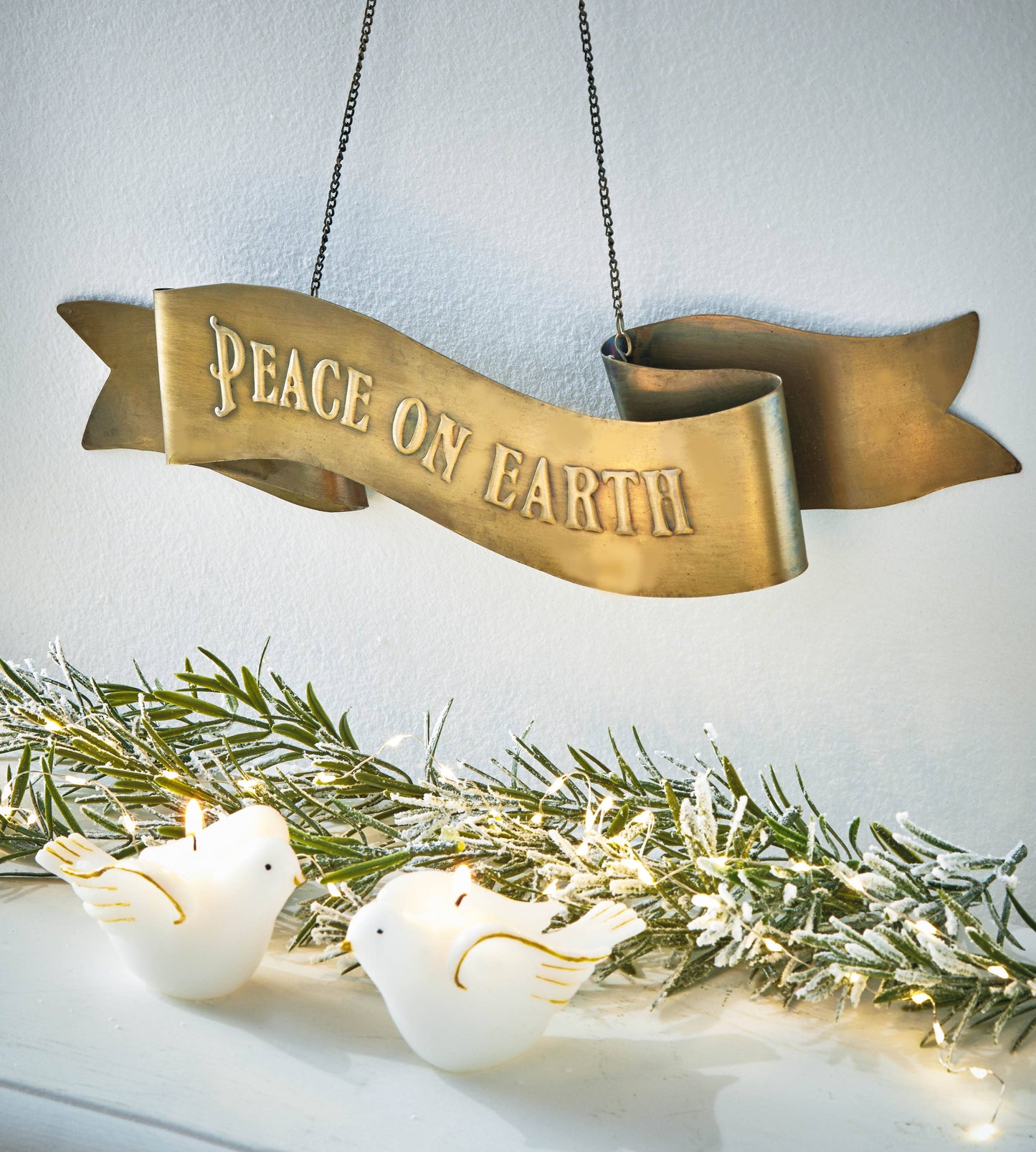 Christmas Peace On Earth Hanging Door Sign