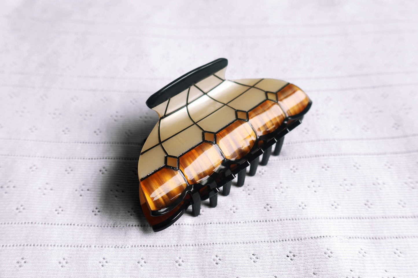 Geometric Lamp Claw