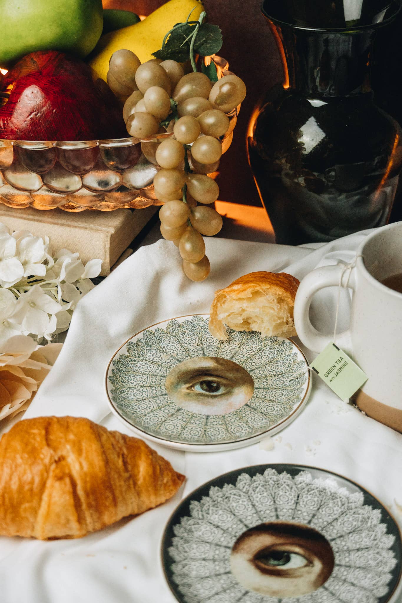 Secret Lover Male Round Ceramic Dish